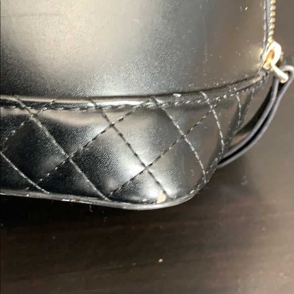 GUESS Purse - Picture 3 of 6